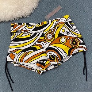 NWT BTru2uActive Wear Yolanda Hot Yoga Shorts - XS